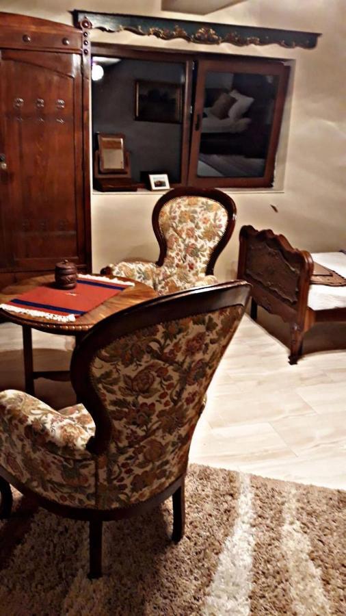 La Curtea Veche Apartment Lapus Екстериор снимка