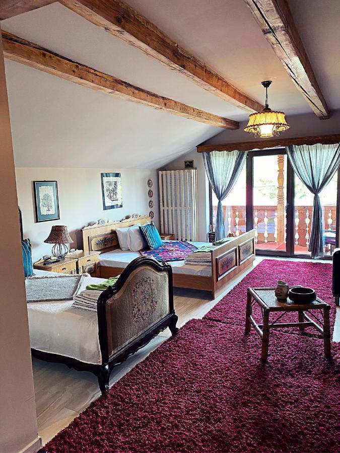 La Curtea Veche Apartment Lapus Екстериор снимка